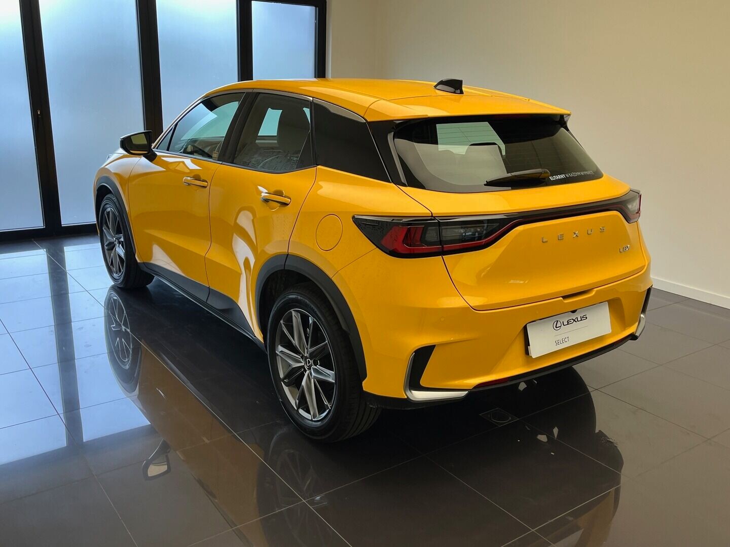 Lexus LBX