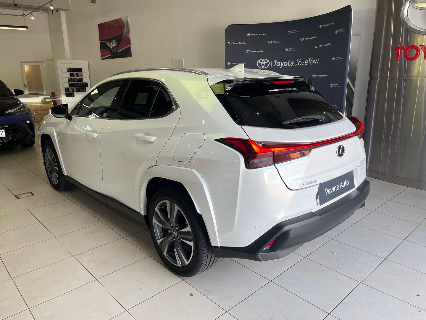 Lexus UX