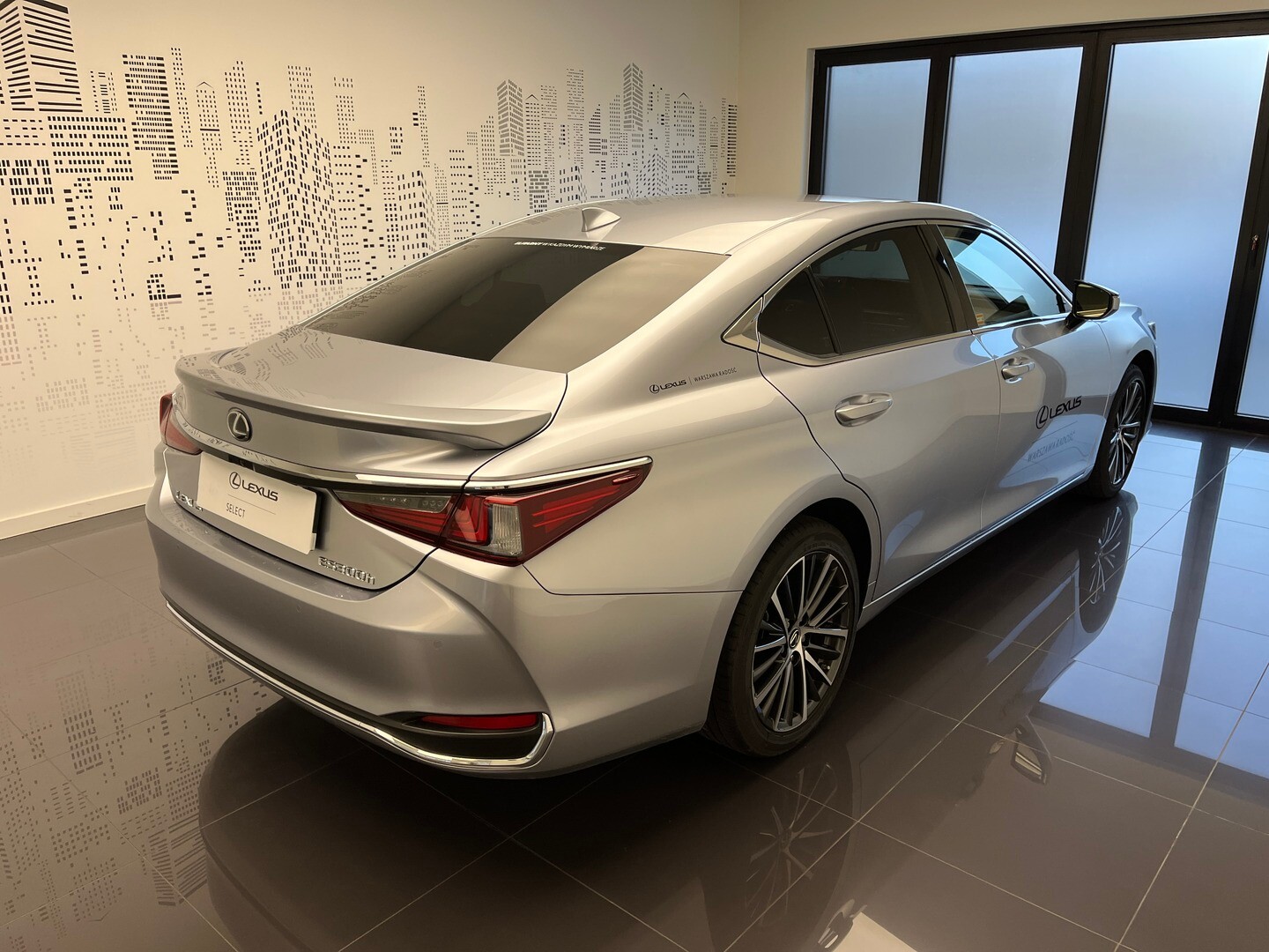 Lexus ES