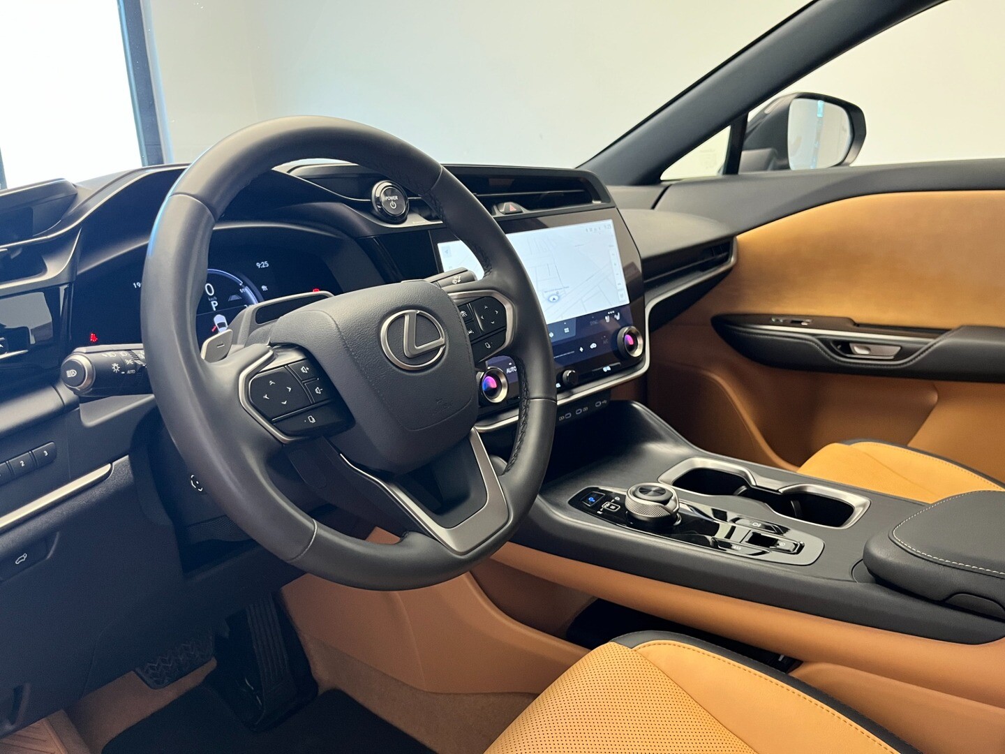 Lexus RZ