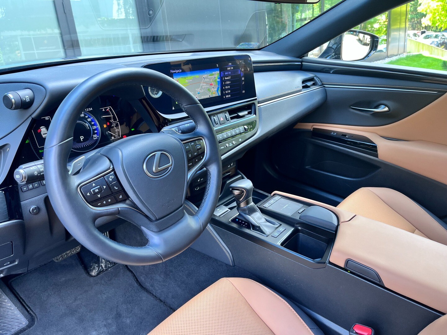 Lexus ES