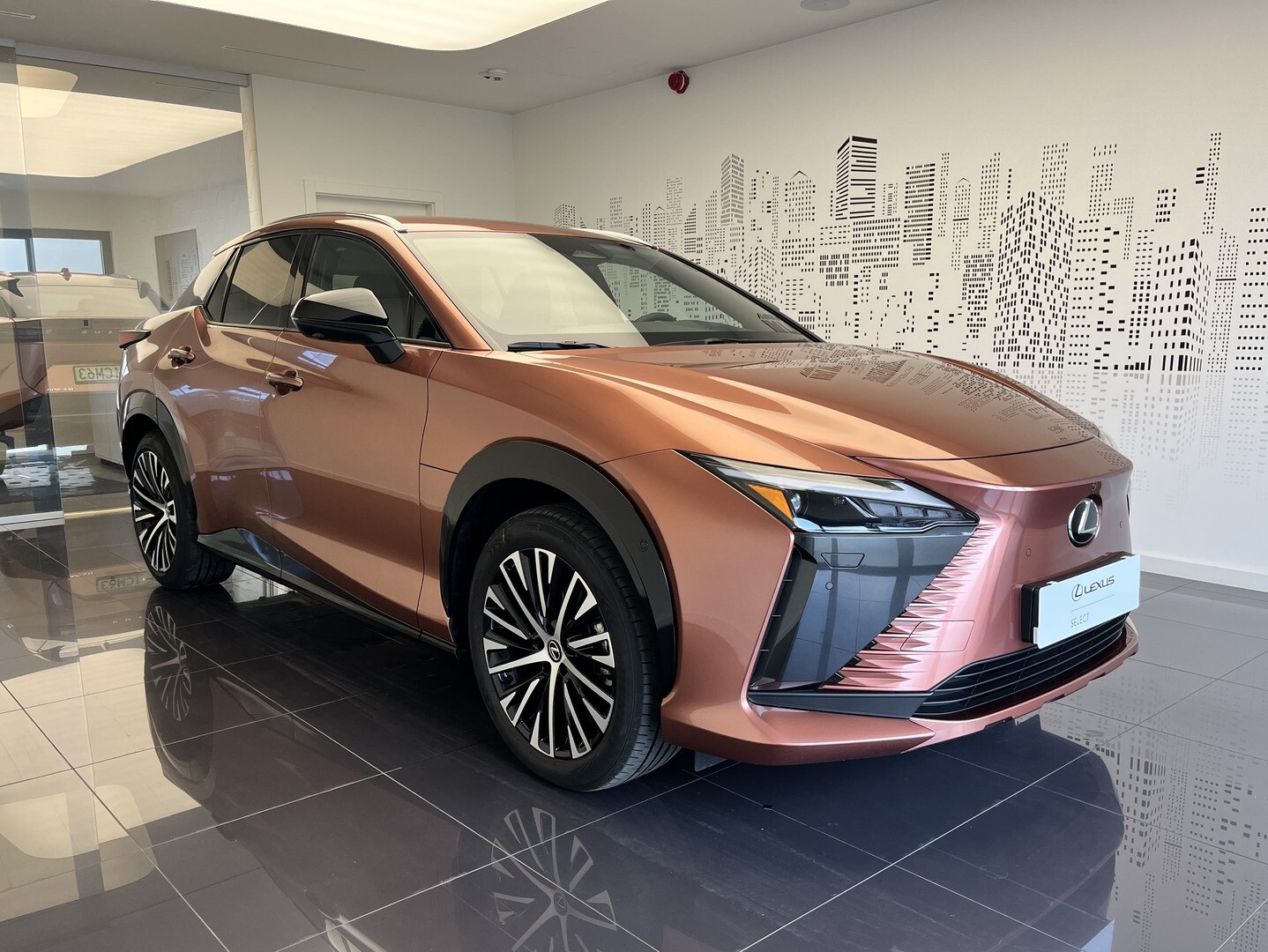 Lexus RZ