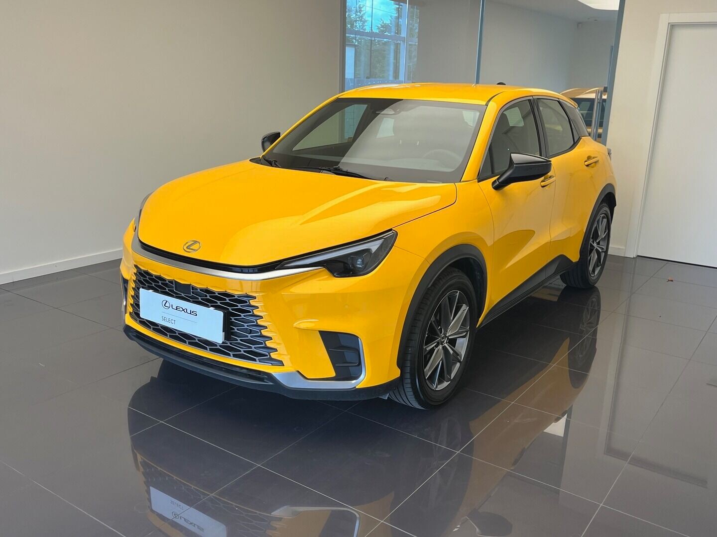 Lexus LBX