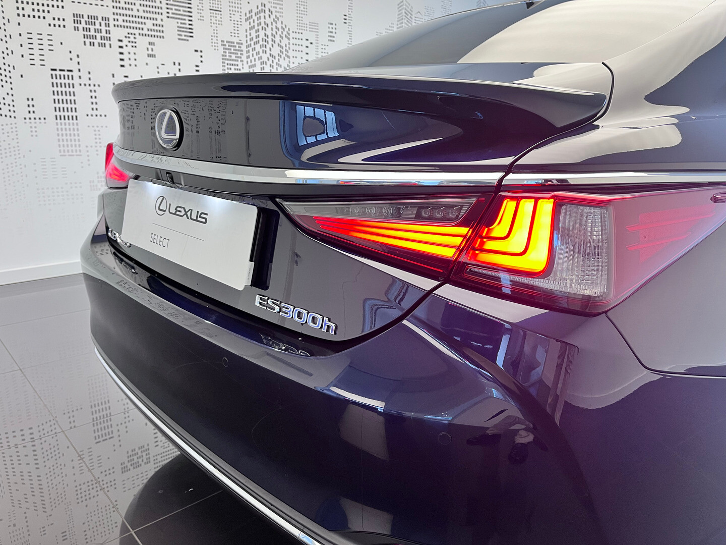 Lexus ES