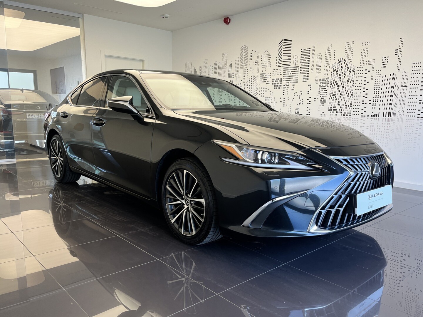 Lexus ES