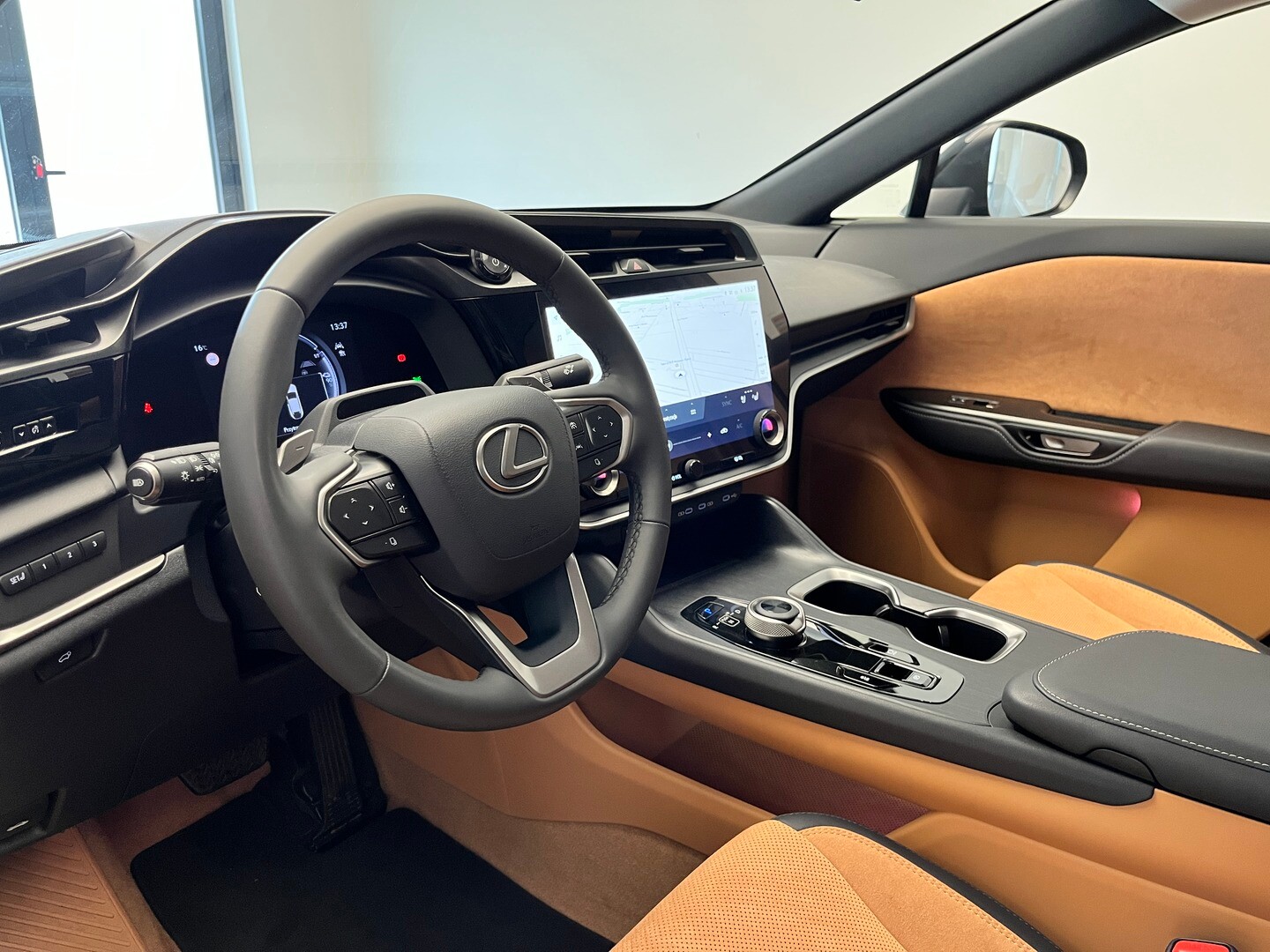 Lexus RZ