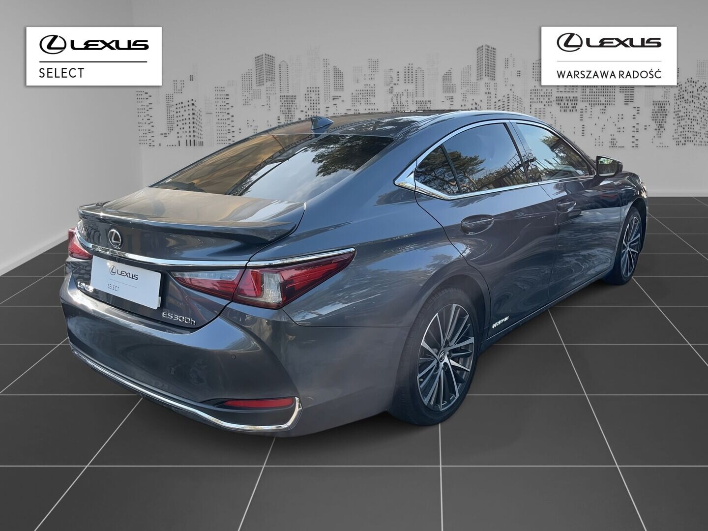 Lexus ES