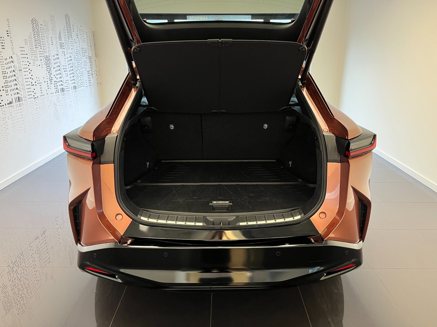 Lexus RZ