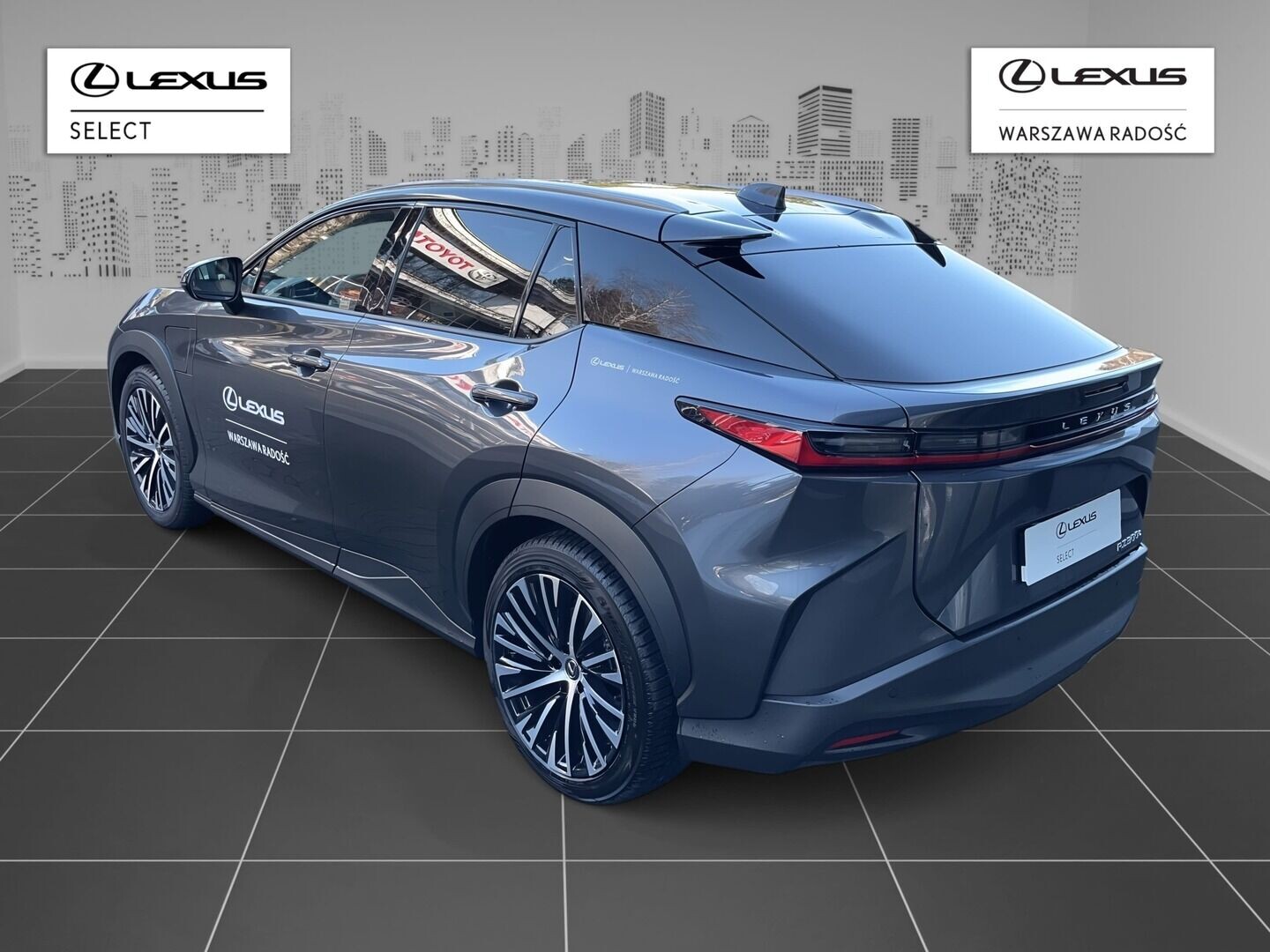 Lexus RZ