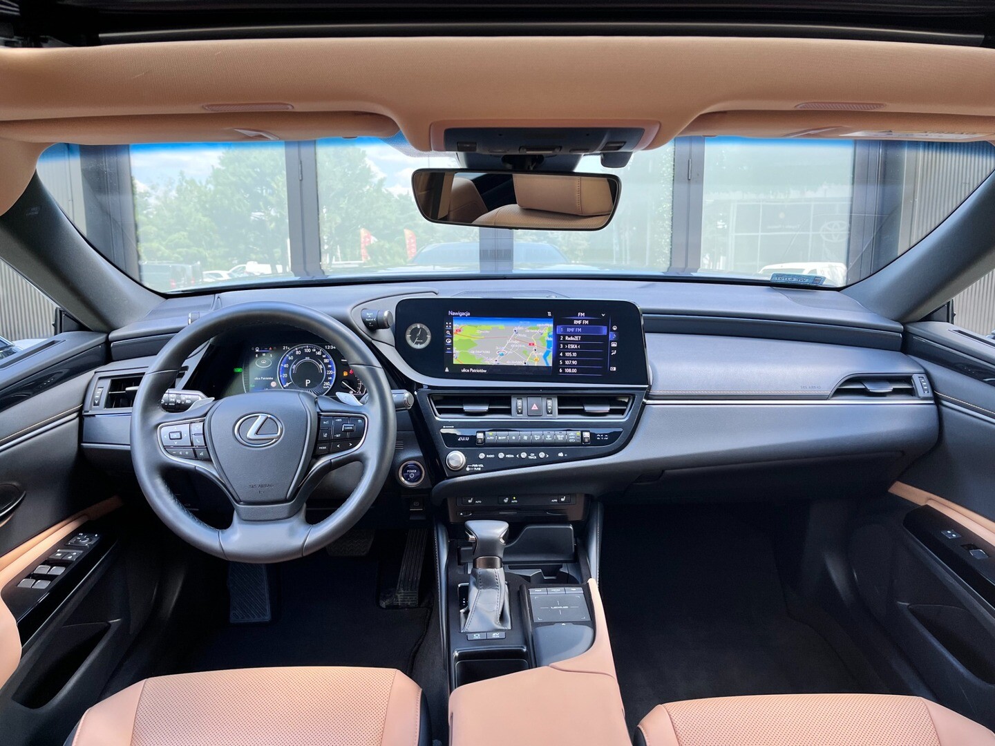 Lexus ES