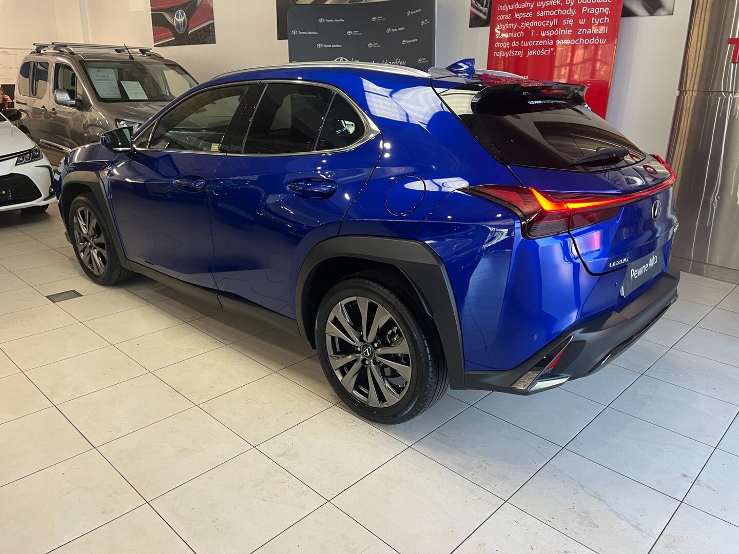 Lexus UX